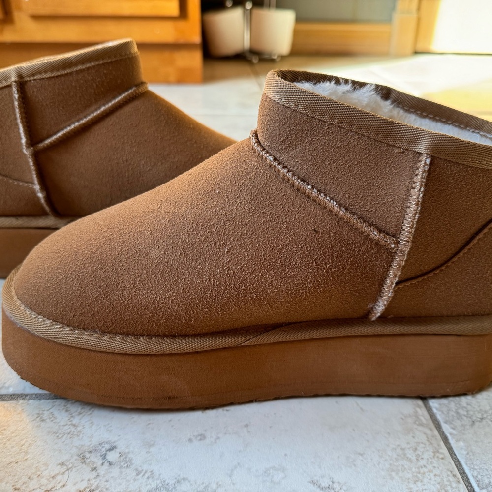 Mini Chestnut Booties